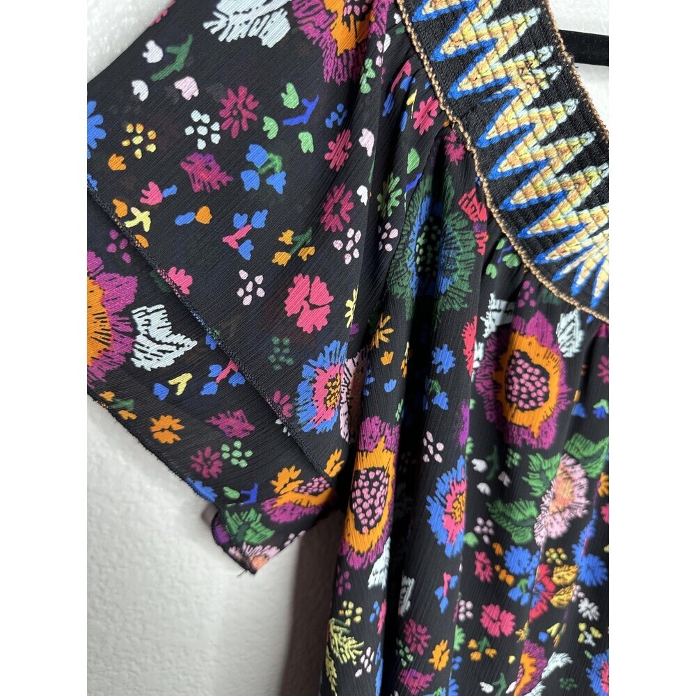 Guess Blouse Womens Large Black Floral Off Shoulder Embroidered Smocked Boho - Picture 5 of 6